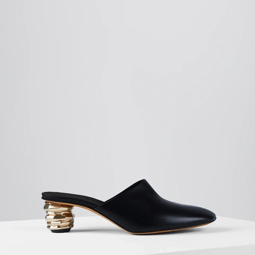 Gray Matters Gemma Mules in Nero